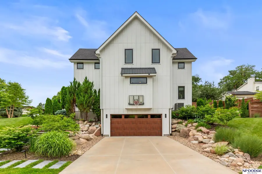 9354 Douglas Street, Omaha, NE 68114 - #3