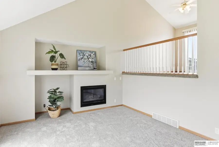 1905 Yorktown Street, Bellevue, NE 68123 - #3