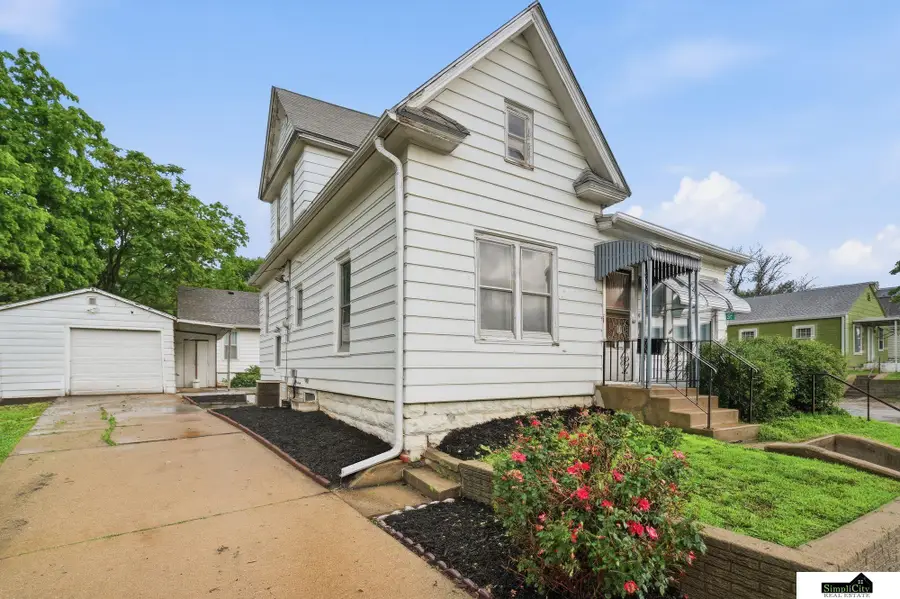 1600 N 27th Street, Lincoln, NE 68503 - #2