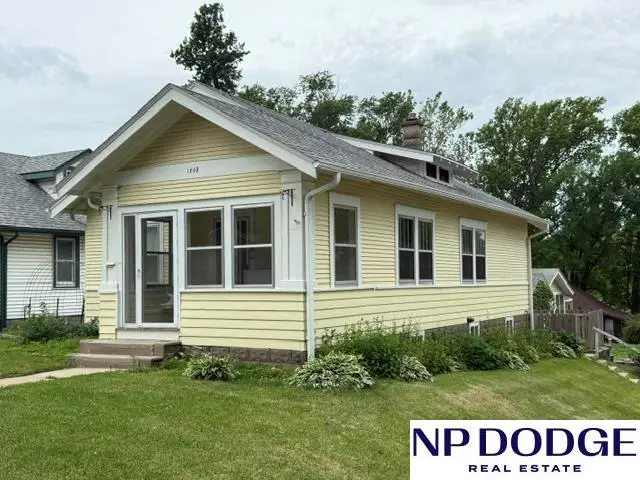 1202 S 43 Street, Omaha, NE 68105 - #3