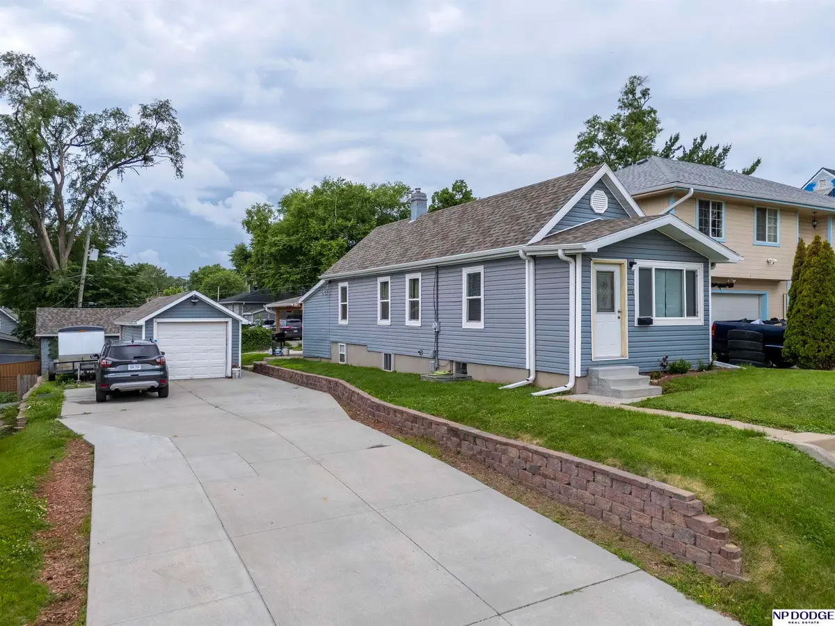 3615 Drexel Street, Omaha, NE 68107 - #1