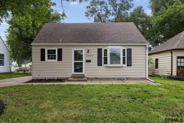 2407 Washington Street, Bellevue, NE 68005-0000