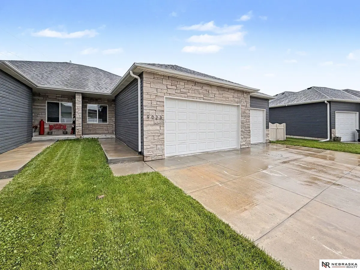 9023 Red Sky Lane, Lincoln, NE 68520 - #1
