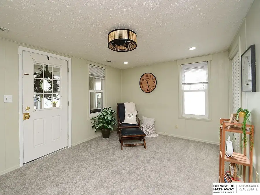 1235 N 7th Street, Lincoln, NE 68508 - #3