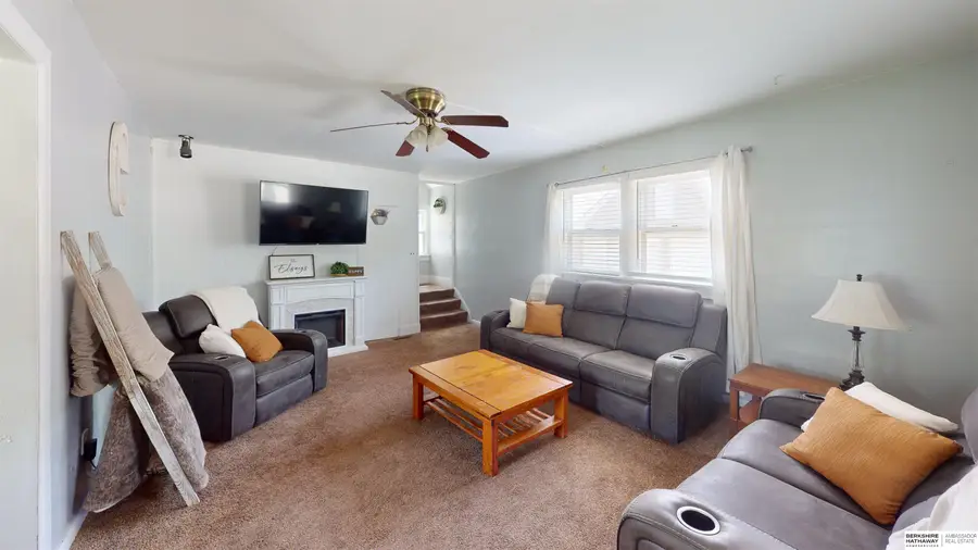 425 E 12th Street, Fremont, NE 68025 - #3