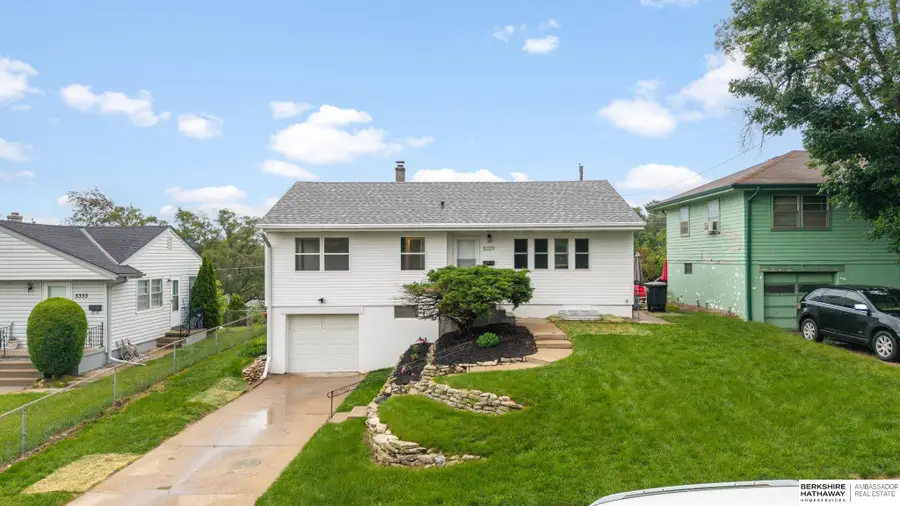 5329 N 47th Street, Omaha, NE 68104 - #3