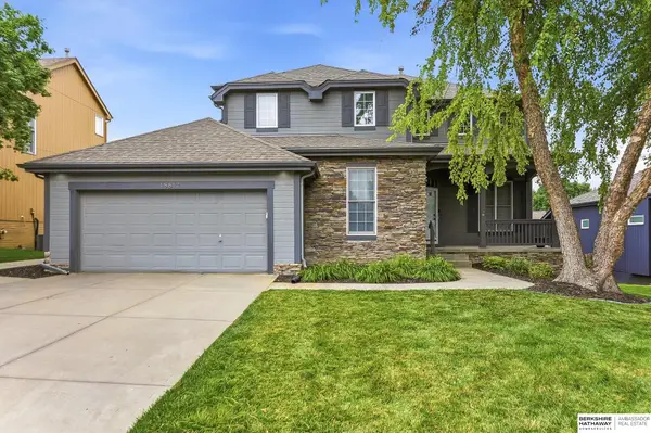 18812 Jackson Street, Elkhorn, NE 68022