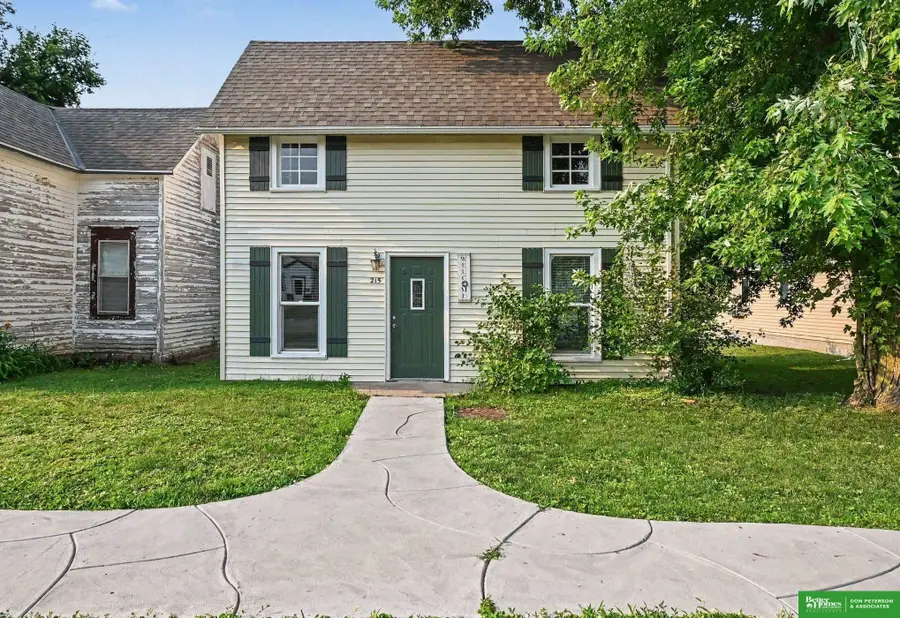 215 W Main Street, Cedar Bluffs, NE 68015 - #2