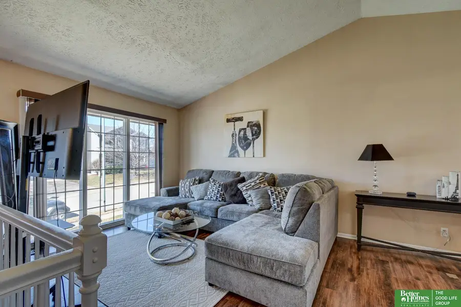 8849 N 81 Avenue, Omaha, NE 68122 - #2
