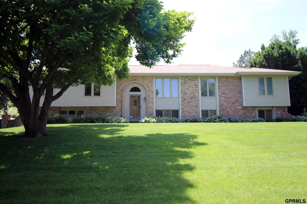 11219 Kentucky Road, Papillion, NE 68133 - #1