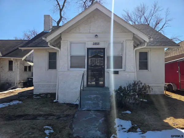 2855 Newport Avenue, Omaha, NE 68112