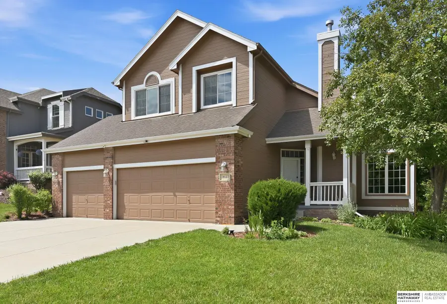 18602 Leavenworth Street, Elkhorn, NE 68022 - #2