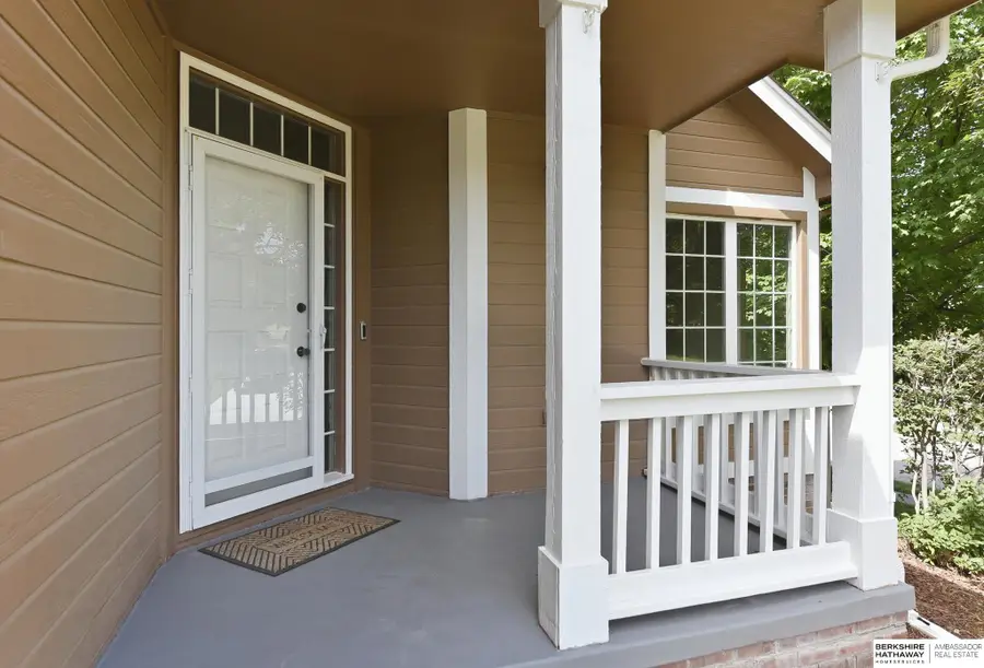 18602 Leavenworth Street, Elkhorn, NE 68022 - #3