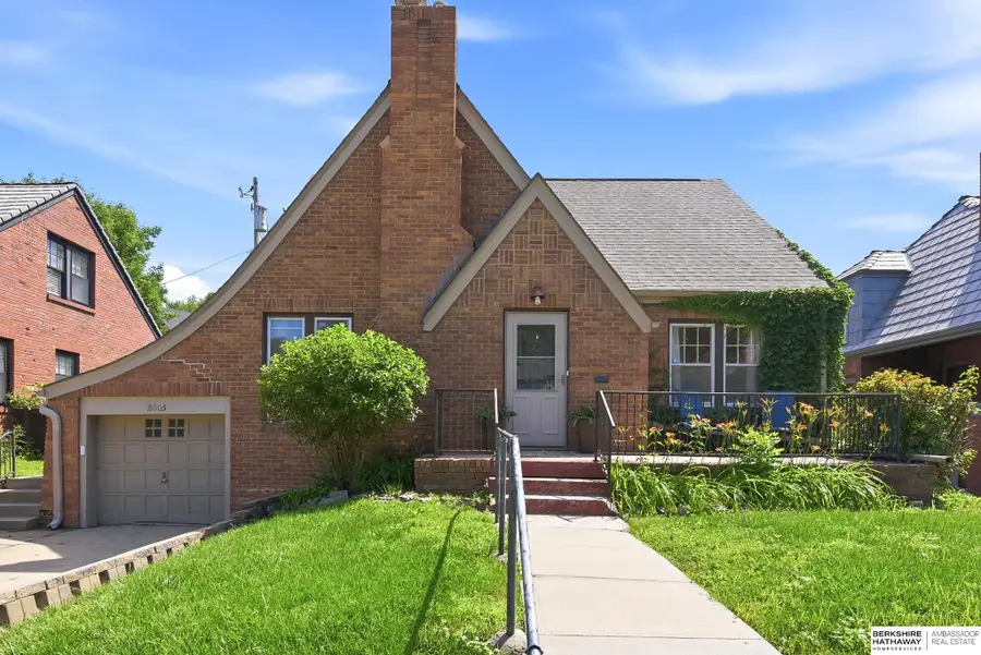2005 Country Club Avenue, Omaha, NE 68104 - #2