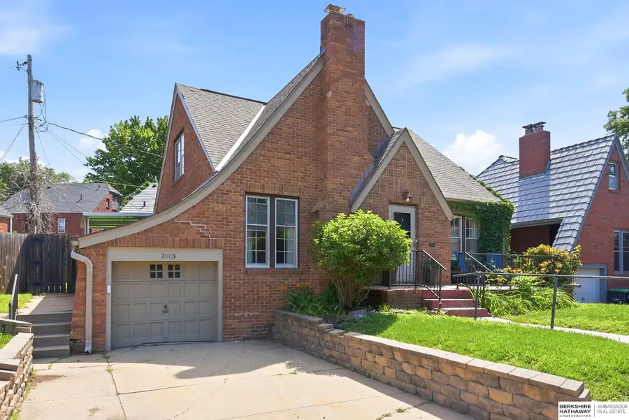 2005 Country Club Avenue, Omaha, NE 68104 - #3