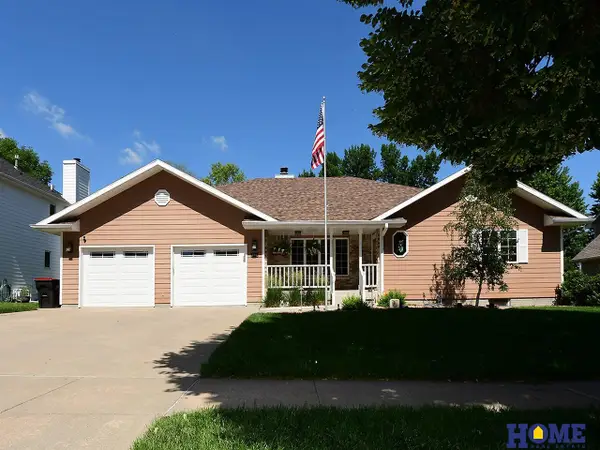 7211 Woody Creek Lane, Lincoln, NE 68516