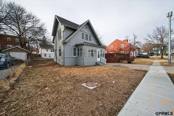 344 N 35th Avenue, Omaha, NE 68131
