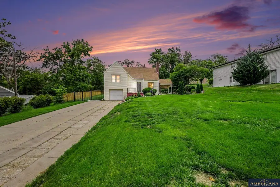 7314 Lawndale Drive, Omaha, NE 68134 - #2