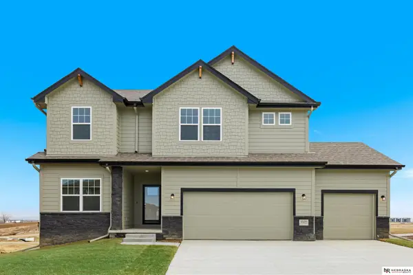 4506 S 212th Street, Elkhorn, NE 68022
