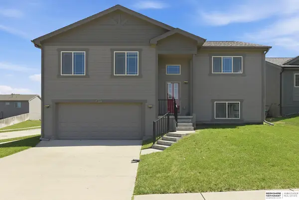 14555 Gilder Avenue, Bennington, NE 68007