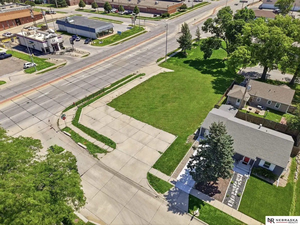 4501 O Street, Lincoln, NE 68510 - #1