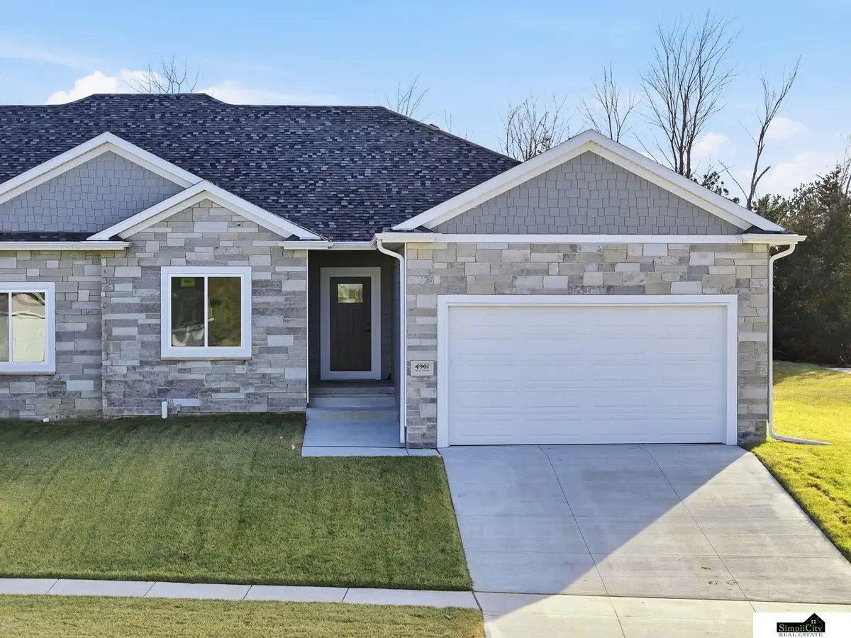 4901 Spire Street, Lincoln, NE 68516 - #1