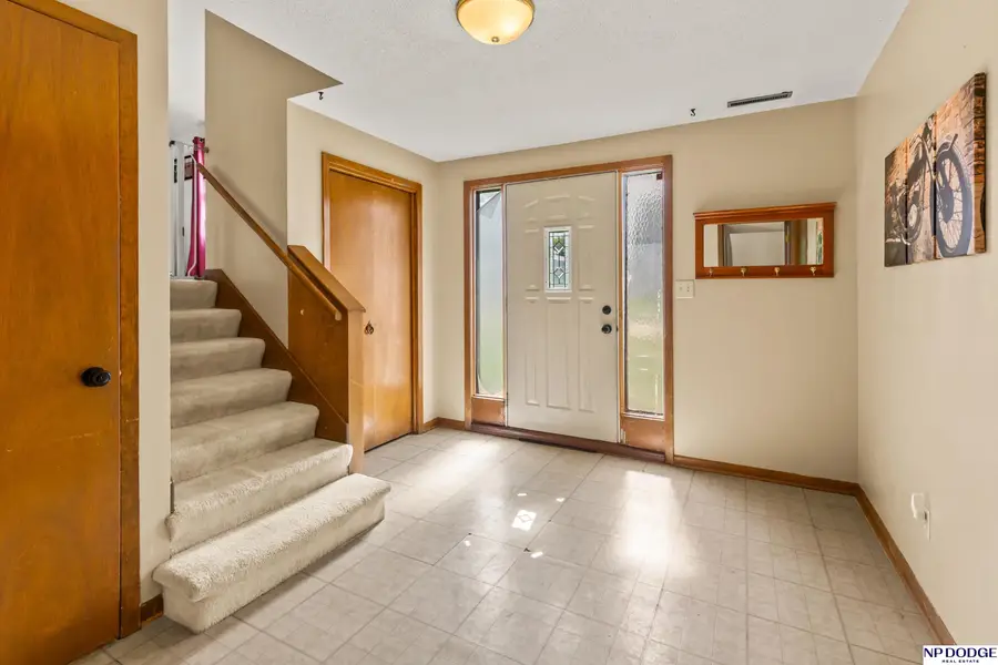 2506 N Wyoming Avenue, Fremont, NE 68025 - #3