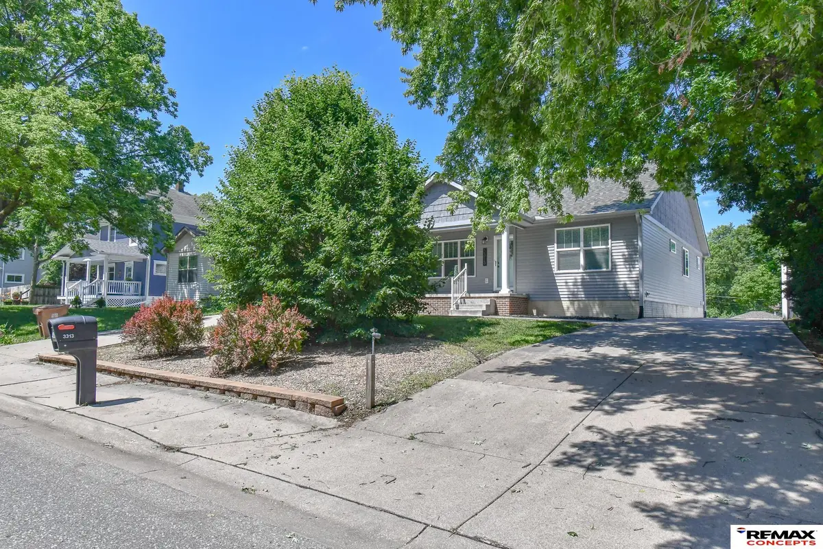 3313 S 40th Street, Lincoln, NE 68506 - #1