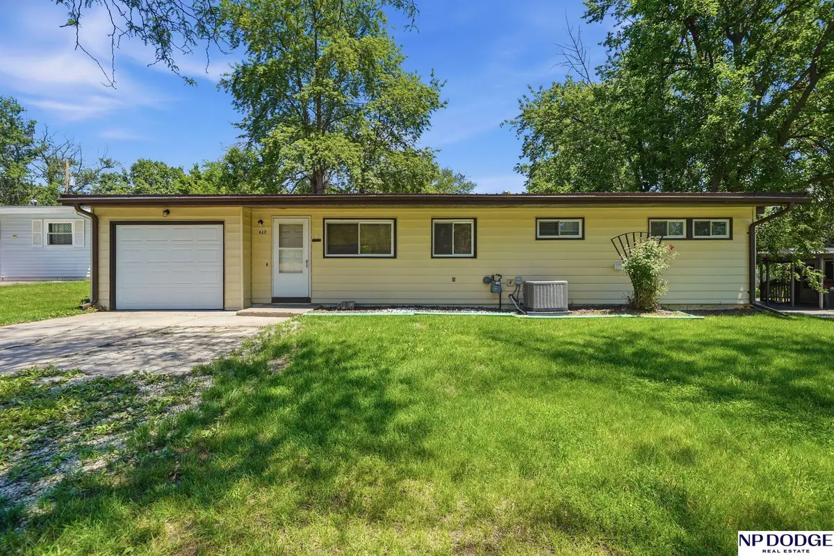 612 Eldora Lane, Lincoln, NE 68505 - #1