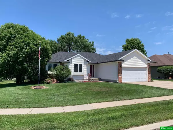 1552 Brewer Drive, Fremont, NE 68025