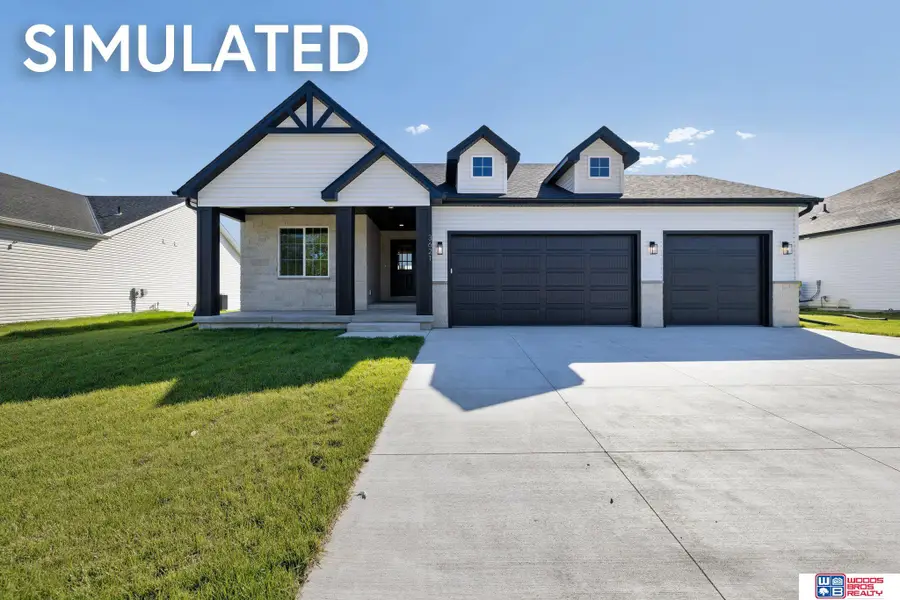 2540 S 102nd Street, Lincoln, NE 68520 - #2