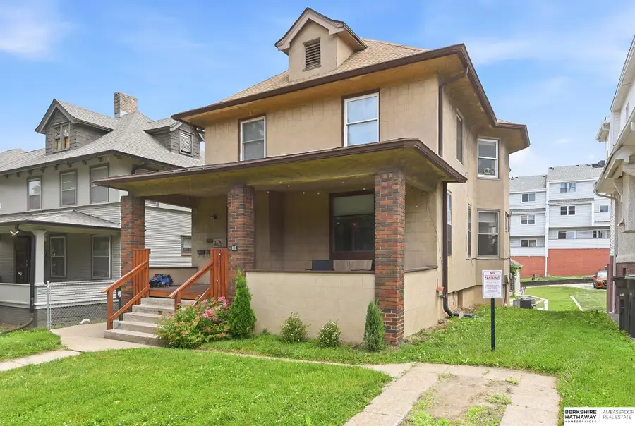 117 S 38th Street, Omaha, NE 68131 - #2
