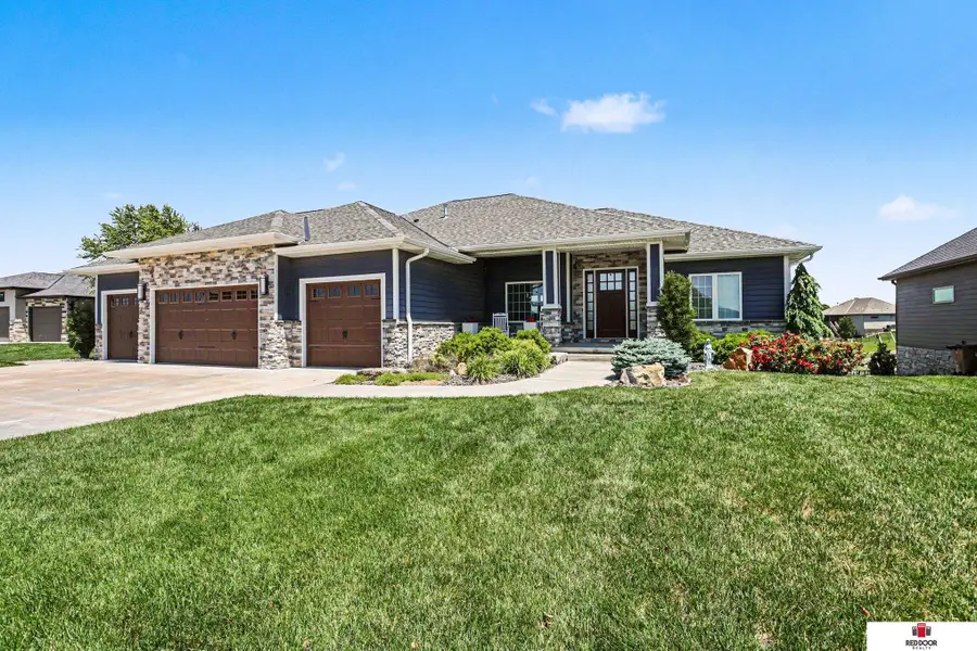 520 White Cap Bay, Lincoln, NE 68527 - #3