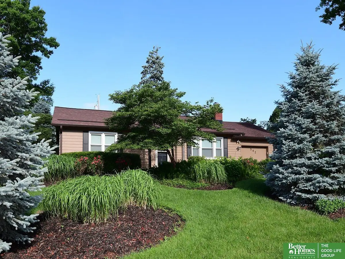 542 S 87 Circle, Omaha, NE 68114 - #1