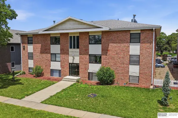 2430 Q Street, Lincoln, NE 68503