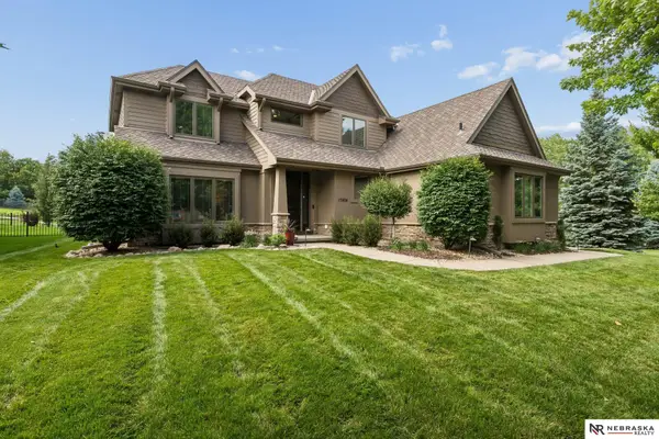17404 Harney Street, Omaha, NE 68118
