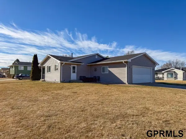 1407 Wade Street, Lexington, NE 68850