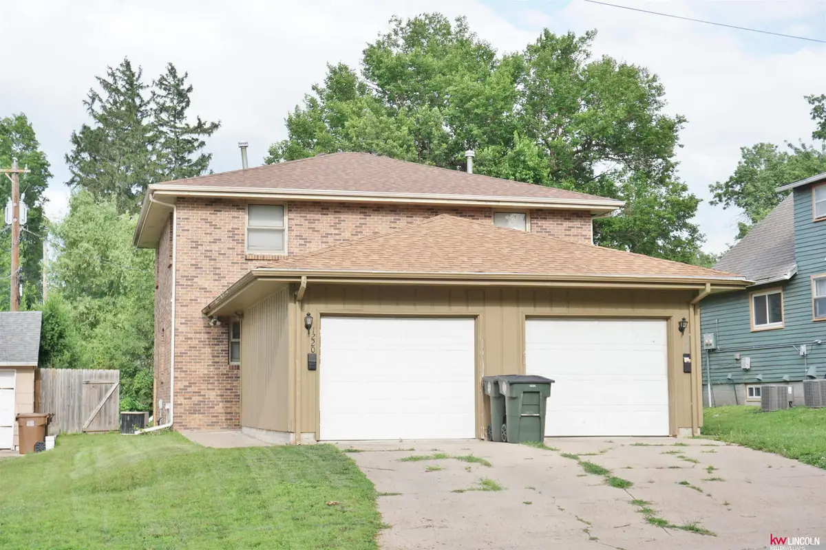1220 S 32nd Street, Lincoln, NE 68510 - #1
