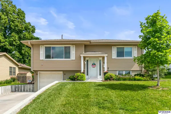 7908 Pasadena Avenue, Omaha, NE 68124