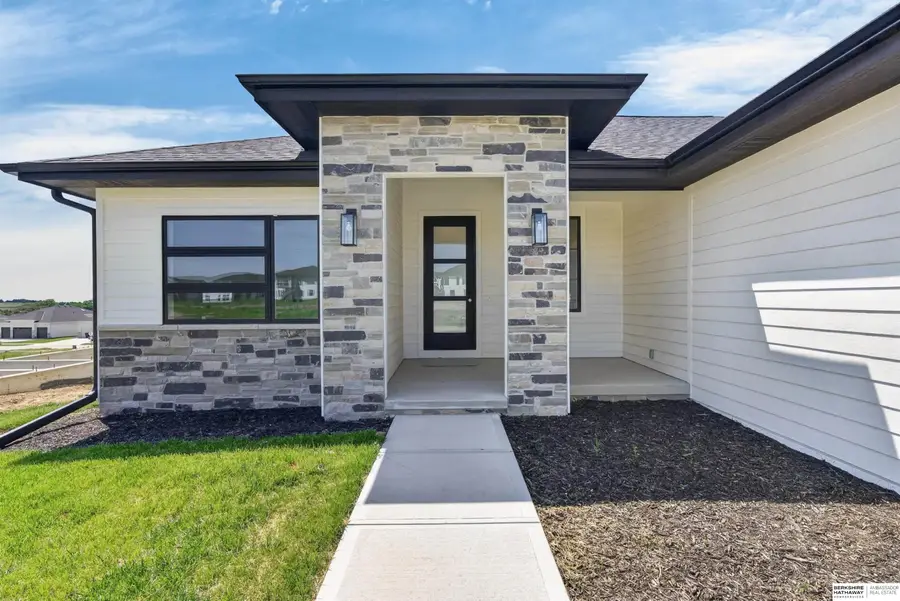 5632 N 213th Street, Elkhorn, NE 68022 - #3