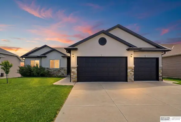 710 N 95th Street, Lincoln, NE 68505