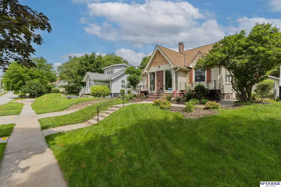 5816 Pacific Street, Omaha, NE 68106 - #2