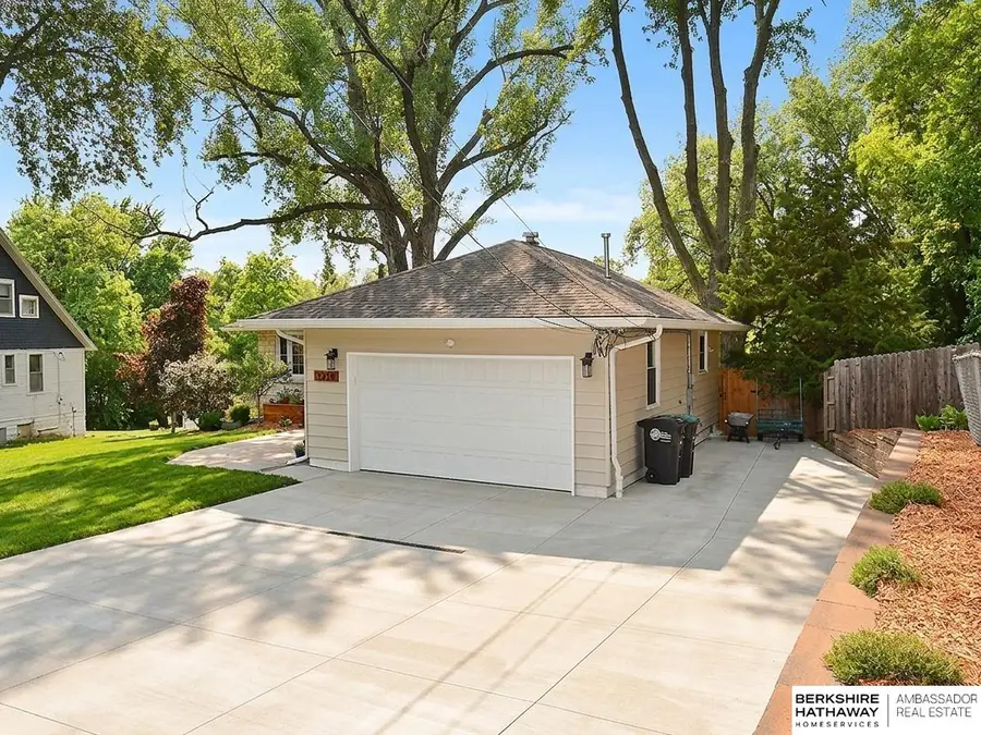 3214 N 78 Street, Omaha, NE 68134 - #3