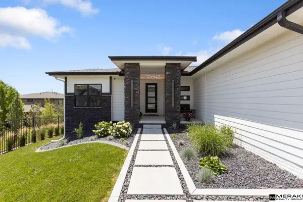 10642 S 188th Avenue, Omaha, NE 68136