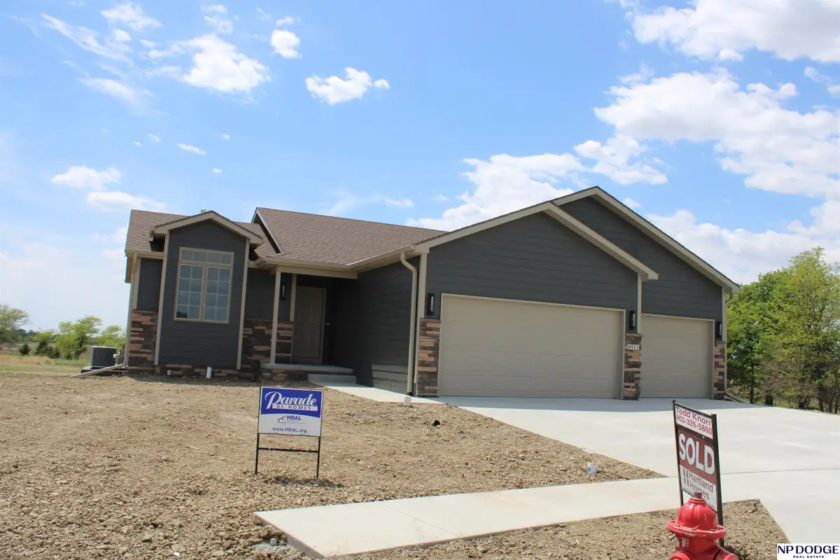 4911 Alma Place, Lincoln, NE 68514 - #1
