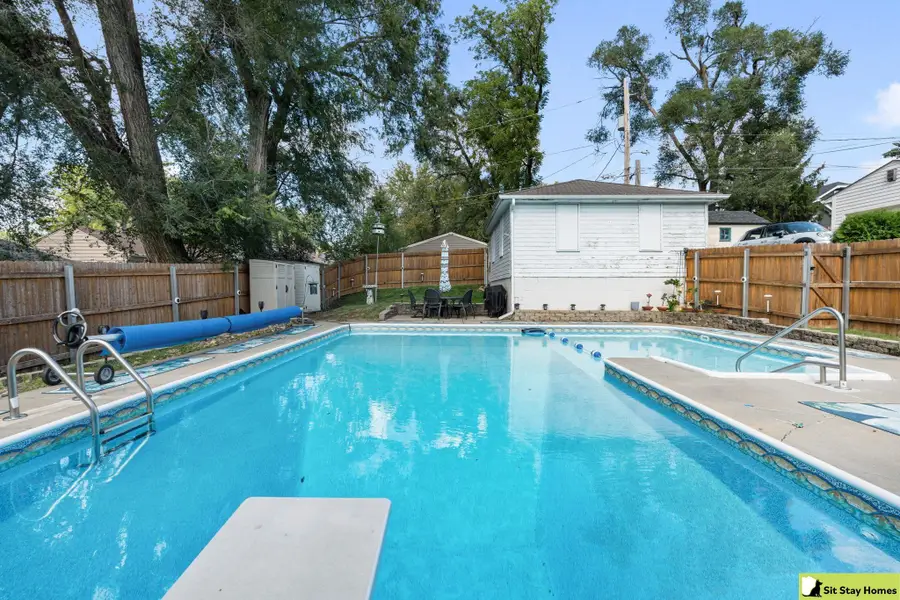 5210 Pine Street, Omaha, NE 68106 - #2