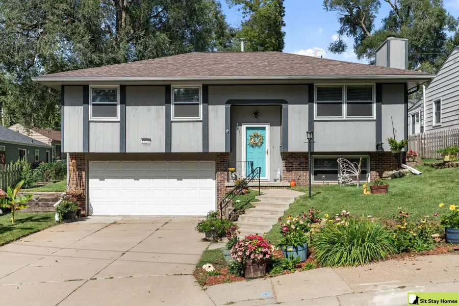 5210 Pine Street, Omaha, NE 68106 - #3