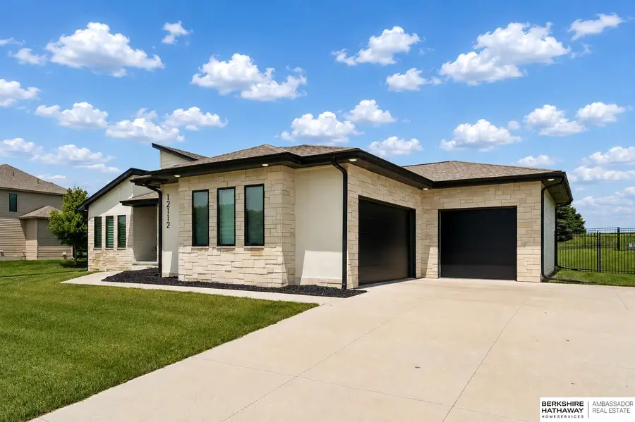 12112 Carpenter Street, Papillion, NE 68046 - #2
