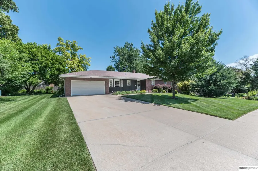 5718 Willit Street, Omaha, NE 68152 - #2