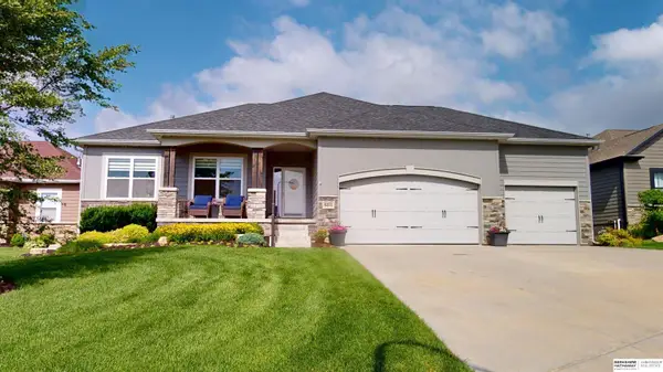 8202 N 167th Avenue, Bennington, NE 68007